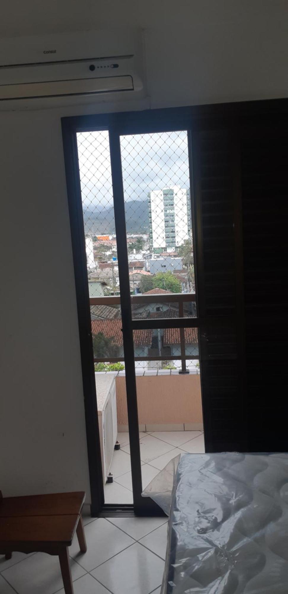 A 50 Metros Da
